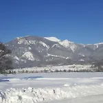 ペンション シュレマー ゲストハウス