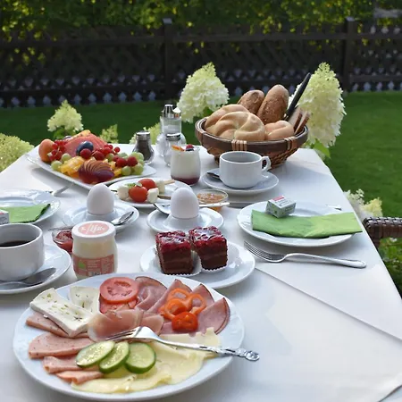 בית הארחה Schloemmer 3*