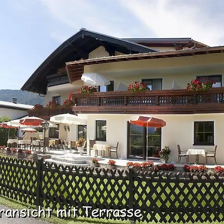 Schloemmer בית הארחה